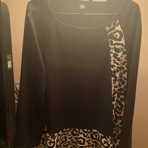 Never Worn!!!! Plus Size Black and Leopard Print Top